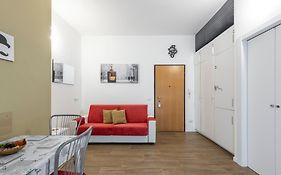Lucky Flat, Un Momento Di Relax.